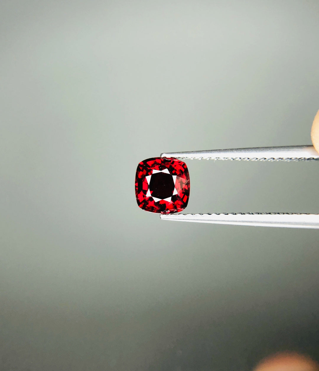 SPINEL RED
