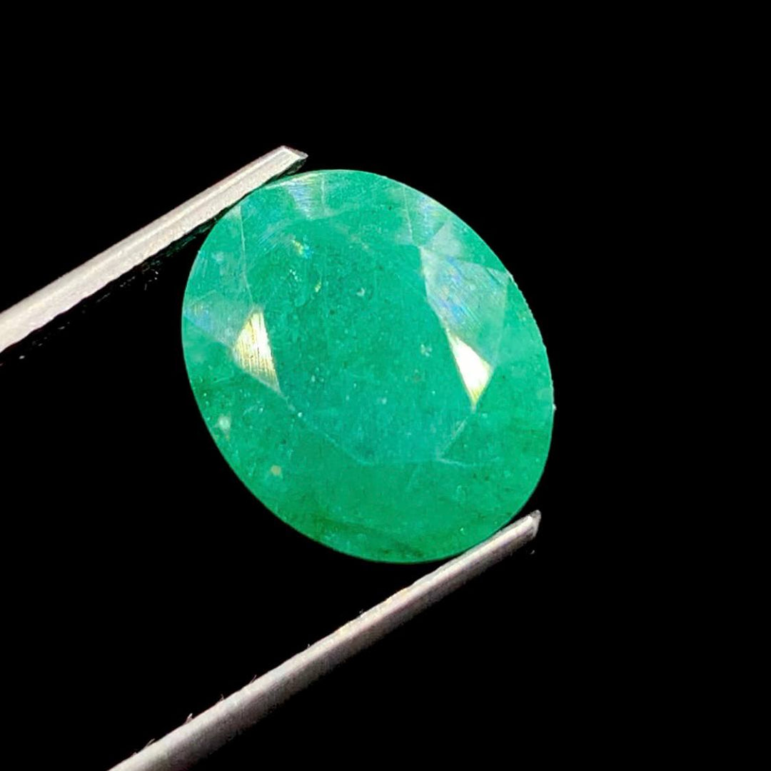 Emerald 4.80 Cts.