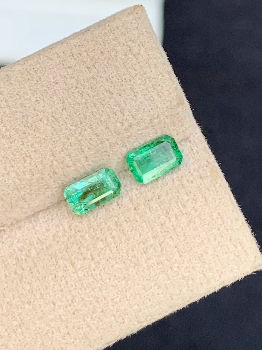 Emerald Pair 1.00 Cts