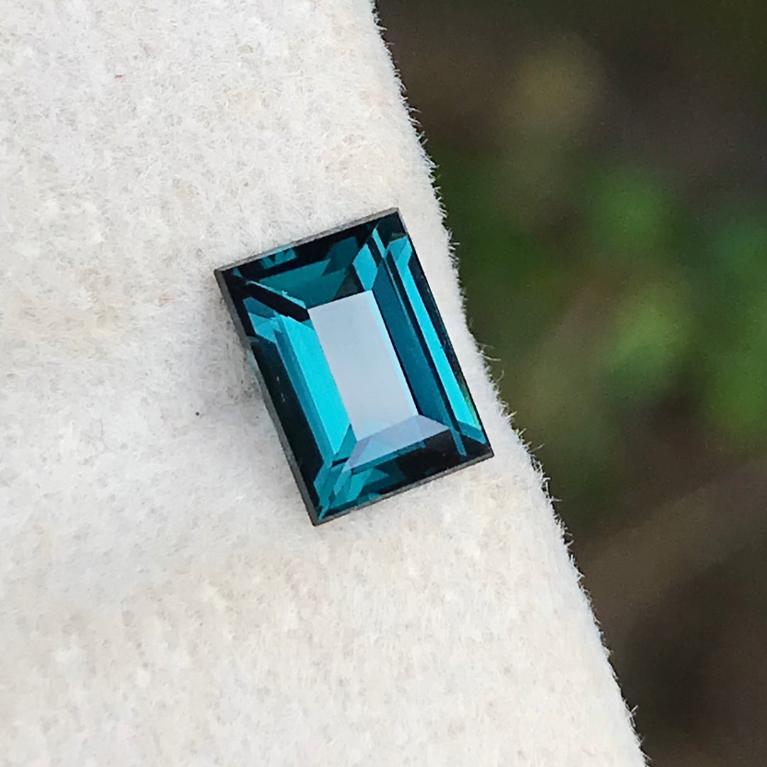Spinel Green Color 0.85 cts