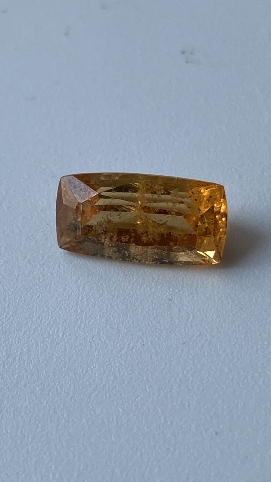Zircon 3.93 Cts