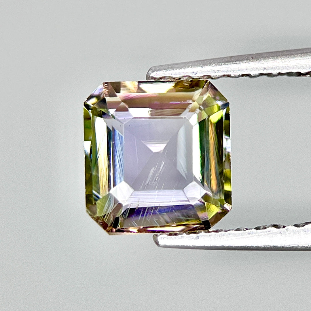 Tanzanite greenviolet 1.64 Cts.