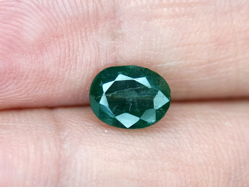 Emerald 2 Cts.