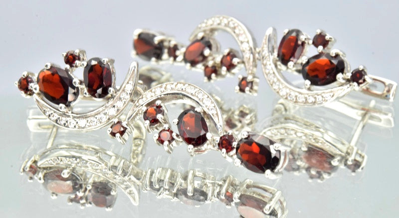 Garnet Earring