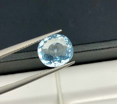 Aquamarine Blue Gemstone - 2.35 cts of Radiant Tranquility