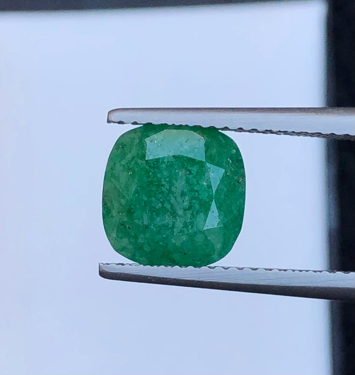 Emerald  3.30 CTS