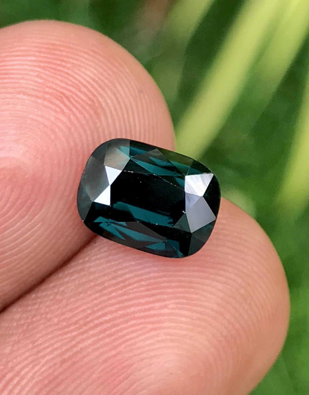 SPINEL GREENISH BLUE 2.54 CTS