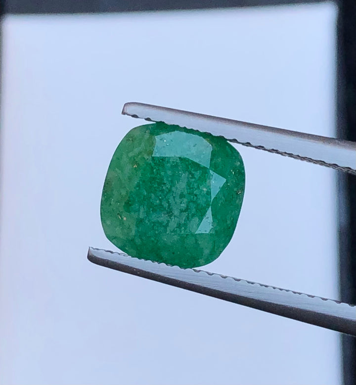 Emerald  3.30 CTS