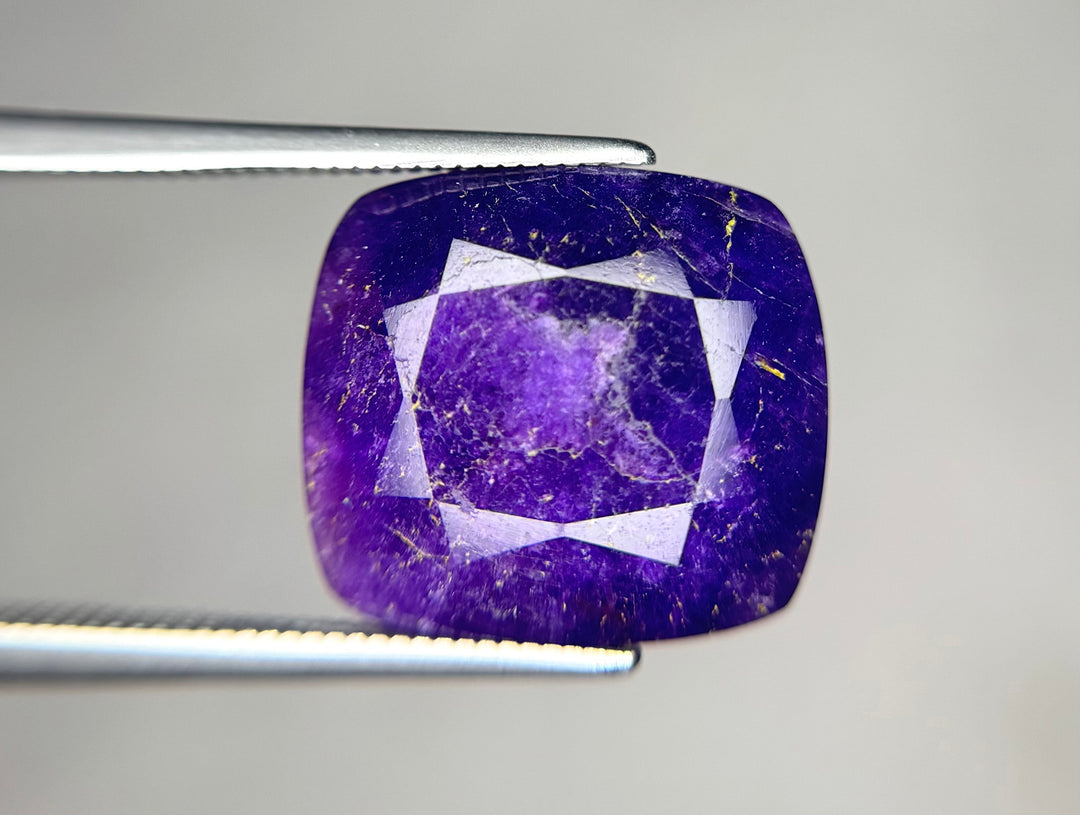 Hackmanite Rare 11.12 cts