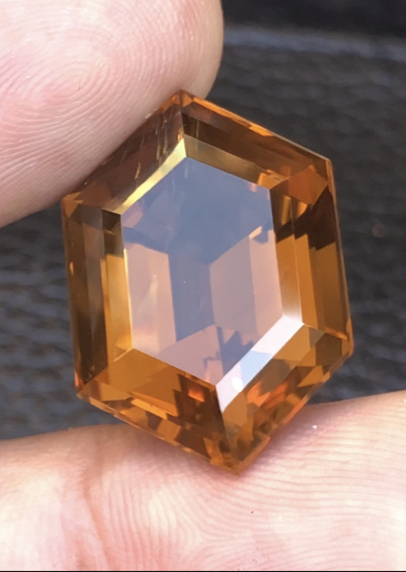 Citrine 27.80 Cts.
