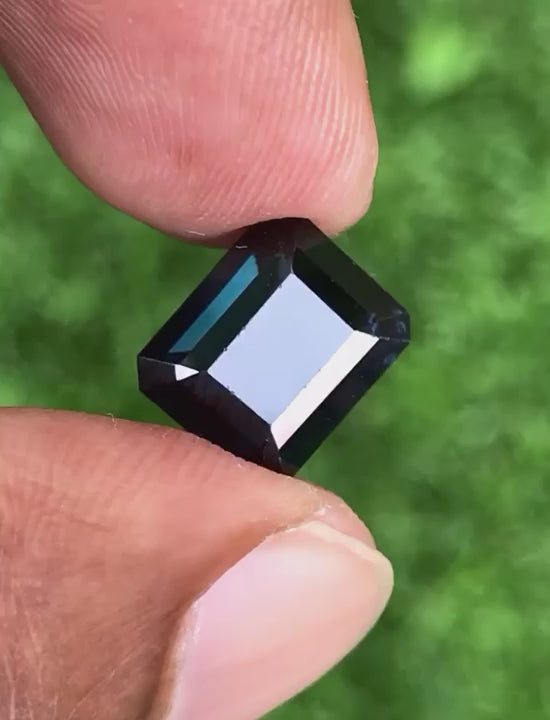 SPINEL DEEP BLUE 6.52 CTS