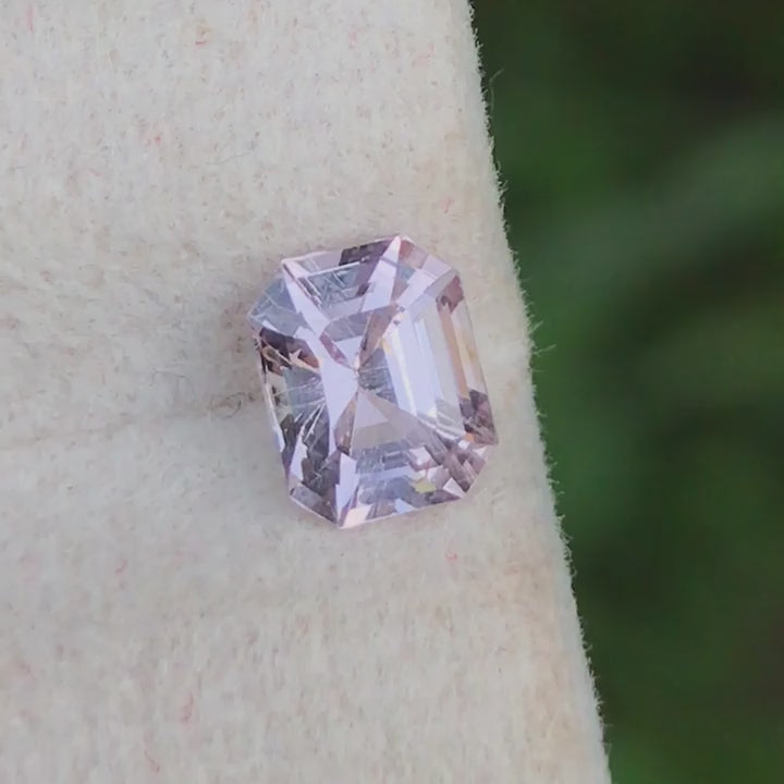 Spinel White 0.76 cts