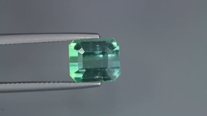 Exquisite 2.96 ct Gemstone
