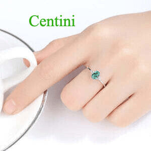 Sterling Silver 925 engagement Emerald Ring