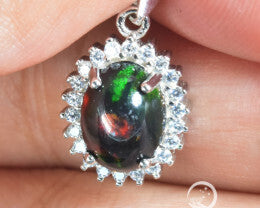 Opal Pendant 8.42 Carat