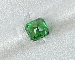 Tsavorite Garnet 0.83 Carat