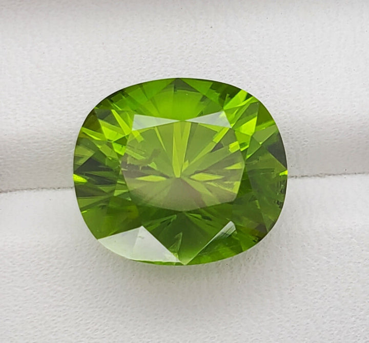 Peridot Gem - Vibrant Lime Green Peridot