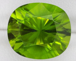 Peridot Gem - Exquisite Round Cut Peridot