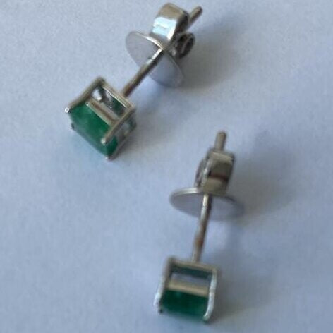 Emerald  Earrings-Cute Emerald Earrings