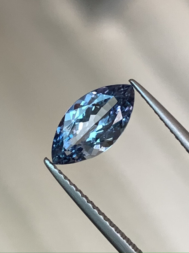 Premium 1.68 ct Tanzanite Gemstone - Top Grade Natural Blue/Violet Brilliance