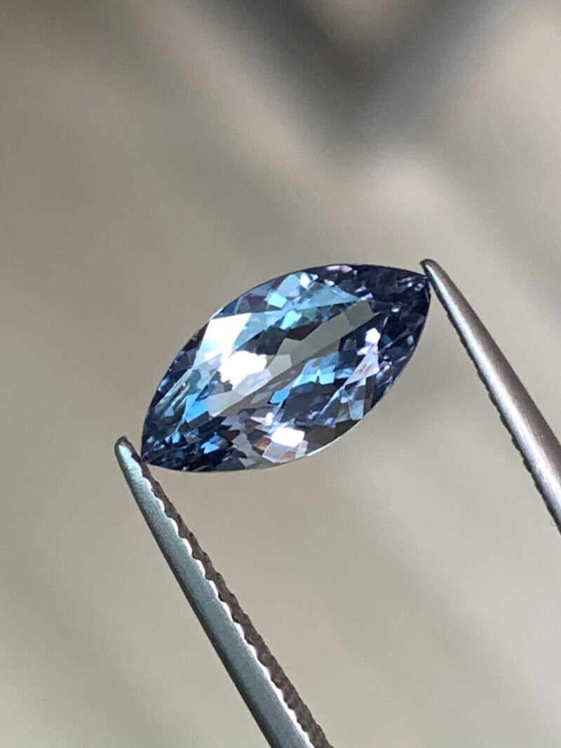Premium 1.68 ct Tanzanite Gemstone - Top Grade Natural Blue/Violet Brilliance